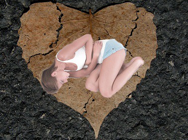 боль в животе